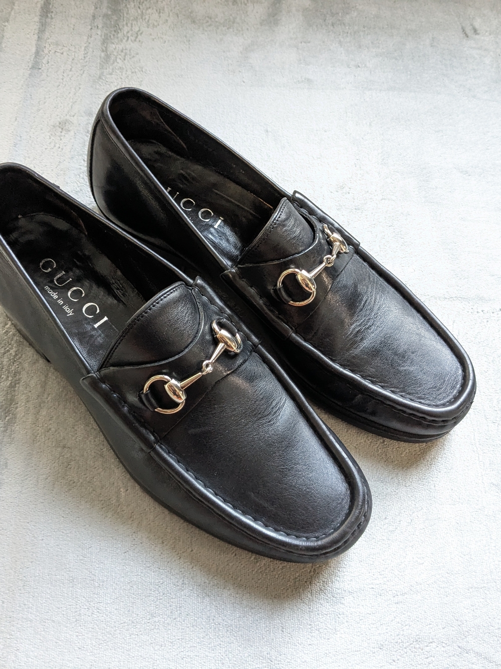 Gucci Black Leather Horsebit Loafers - Men's Classic Slip-On 10 US